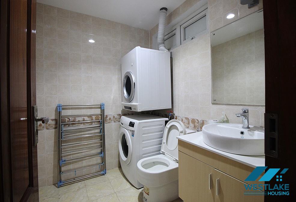 Big size 03 apartment for rent in Xuan Dieu st, Tay Ho District