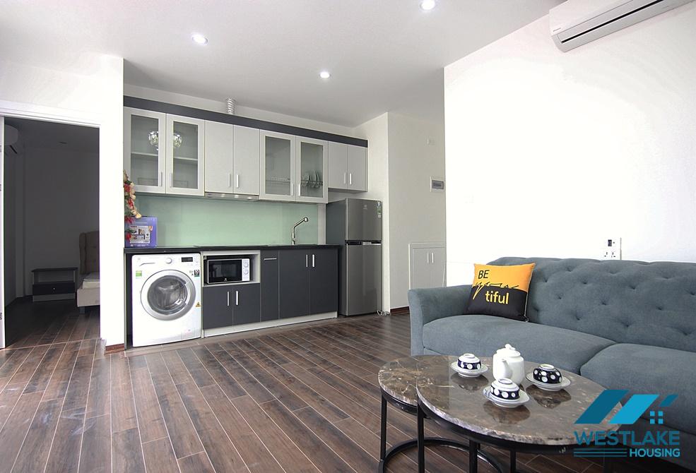 Affordable price 01 bedroom apartment for rent in Tay Ho, Hanoi