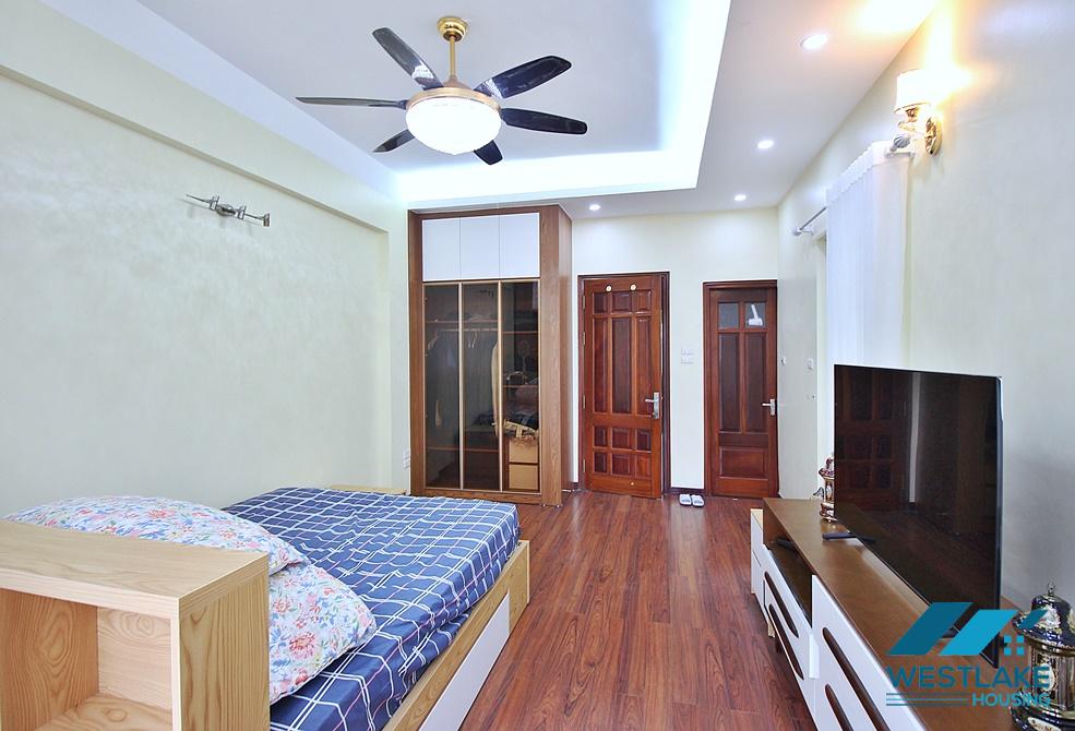 A beautiful 5 bedroom house for rent in Tay Ho , Hanoi