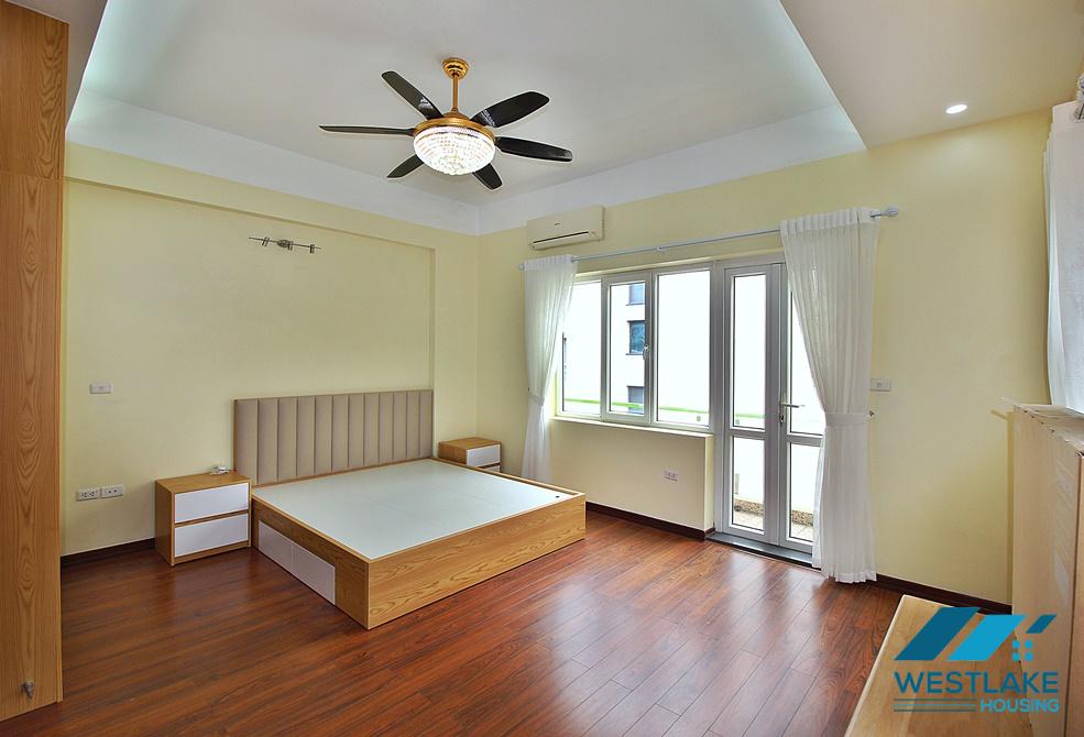 A beautiful 5 bedroom house for rent in Tay Ho , Hanoi