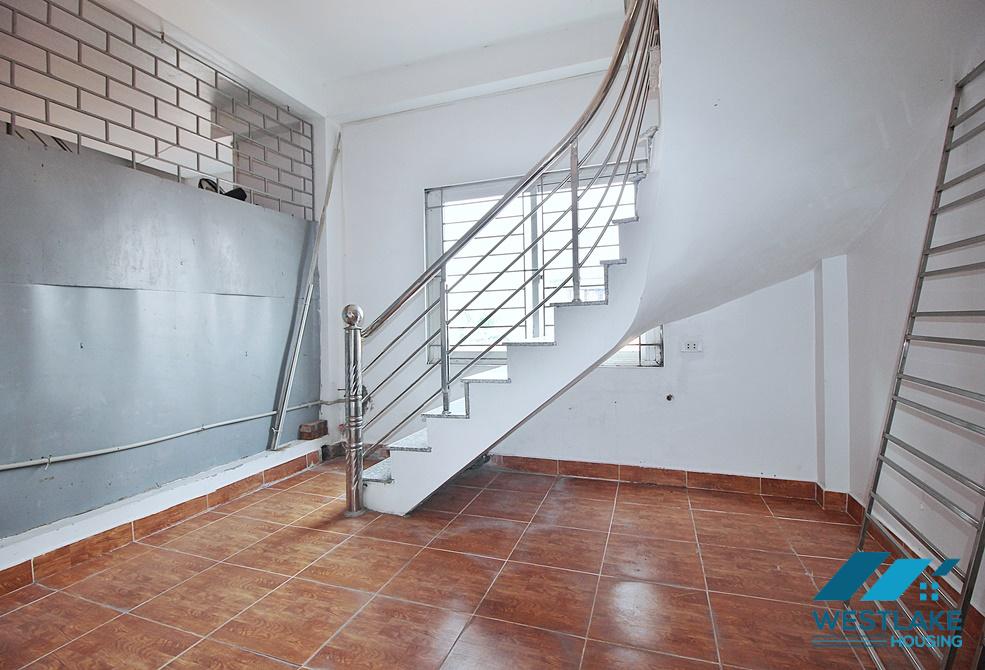 An affordable 6 bedroom house for rent in Tay Ho, Hanoi