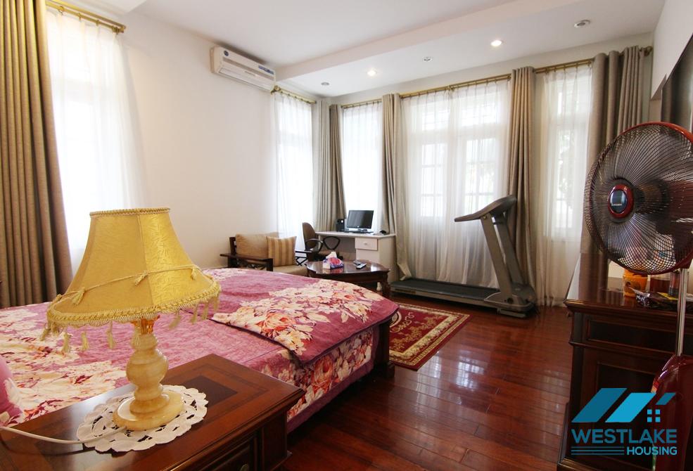 Garden 5 bedrooms villa for rent in C block, Ciputra, Tay Ho, Ha Noi