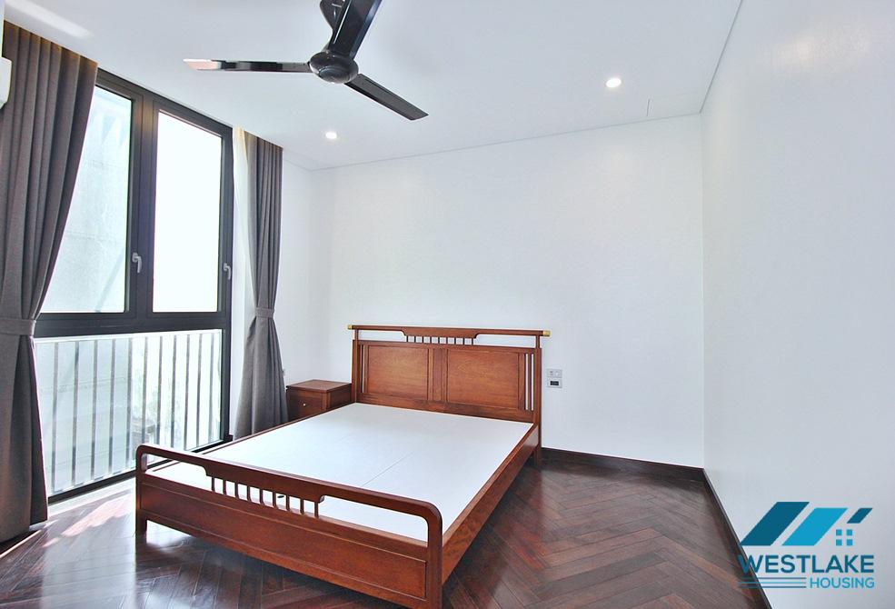 Cho Thuê Căn Hộ Duplex 4 Phòng Ngủ Chất Lượng Cao Tại Khu Đặng Thai  Mai, Tây Hồ, Hà Nội