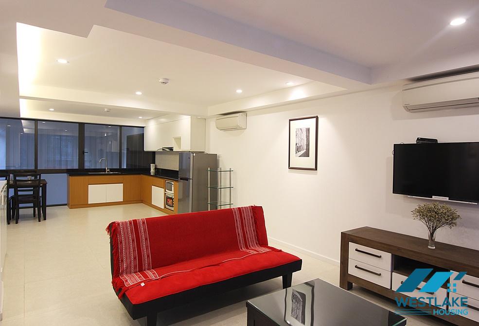 Spacious studio apartment for rent on Trich Sai Street, Tay Ho, Hanoi