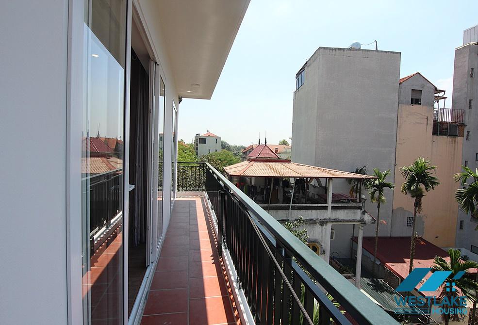  Bright and clean 1 bedroom apartment for rent in Dang Thai Mai Street, Tay Ho District