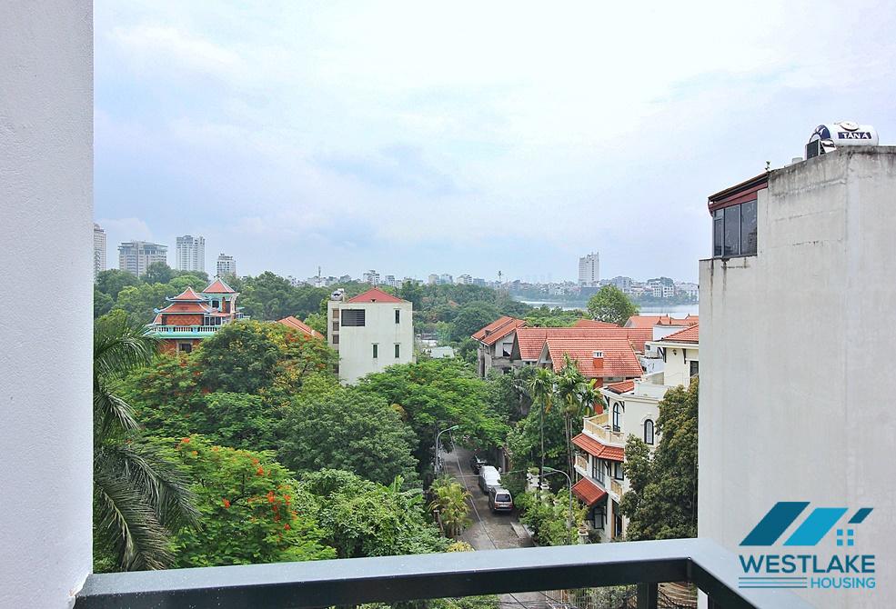 A new and bright 3 bedroom apartment for rent in Tay ho, Ha noi