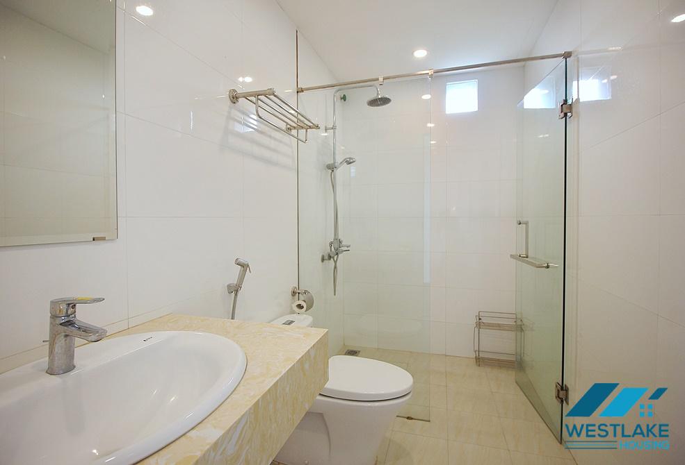 A new and bright 3 bedroom apartment for rent in Tay ho, Ha noi