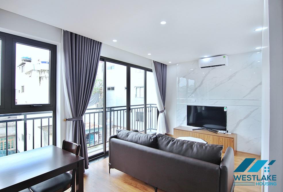  A Super Brand-new, Beautiful and Resonable 1 bedroom apartment for rent with nice balcony