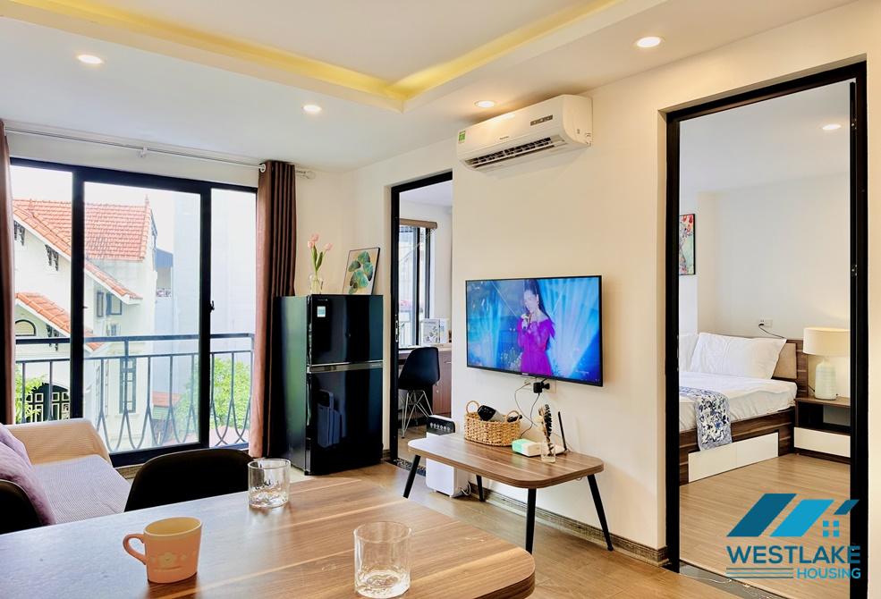 Nice and bright 1 bedroom apartment for rent in Trinh Cong Son st Tay Ho