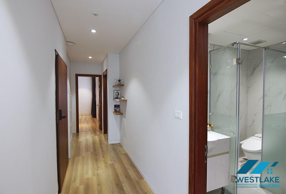 Beautiful 02-bedroom apartment for rent on Tu Hoa Street, Tay Ho, Hanoi