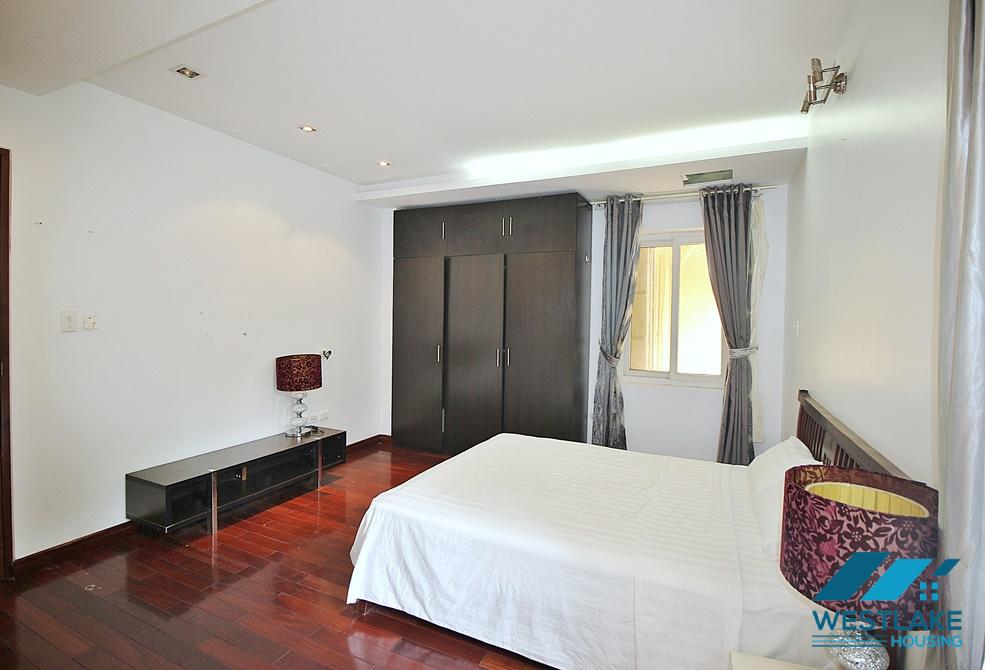 Affordable price 02-bedroom apartment for rent on To Ngoc Van Street, Tay Ho, Hanoi