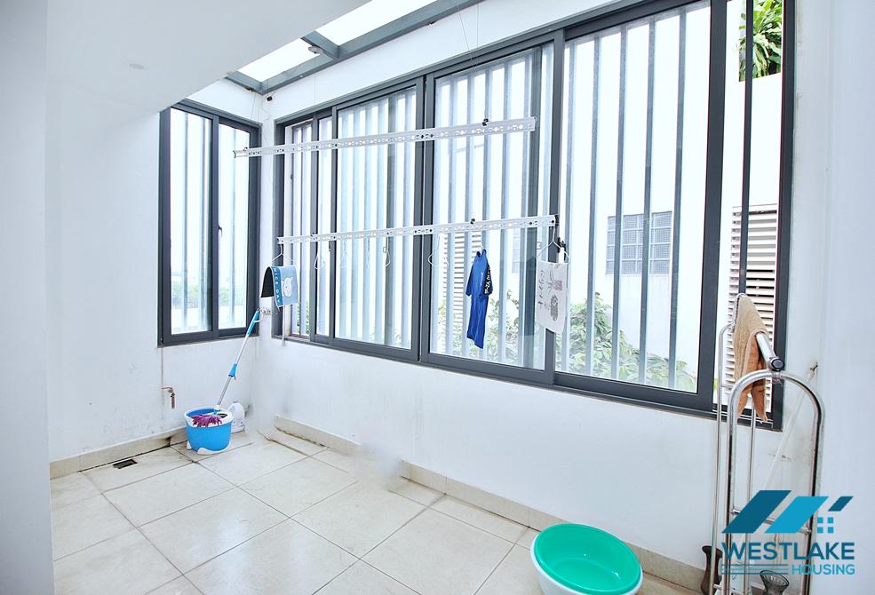 Bright corner house for rent in Tay Ho, Ha Noi