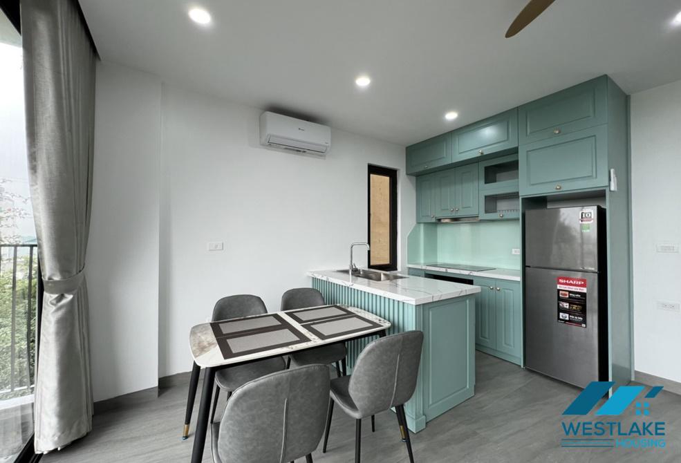 A new and modern 1 bedroom apartment for rent in Au co, Tay ho