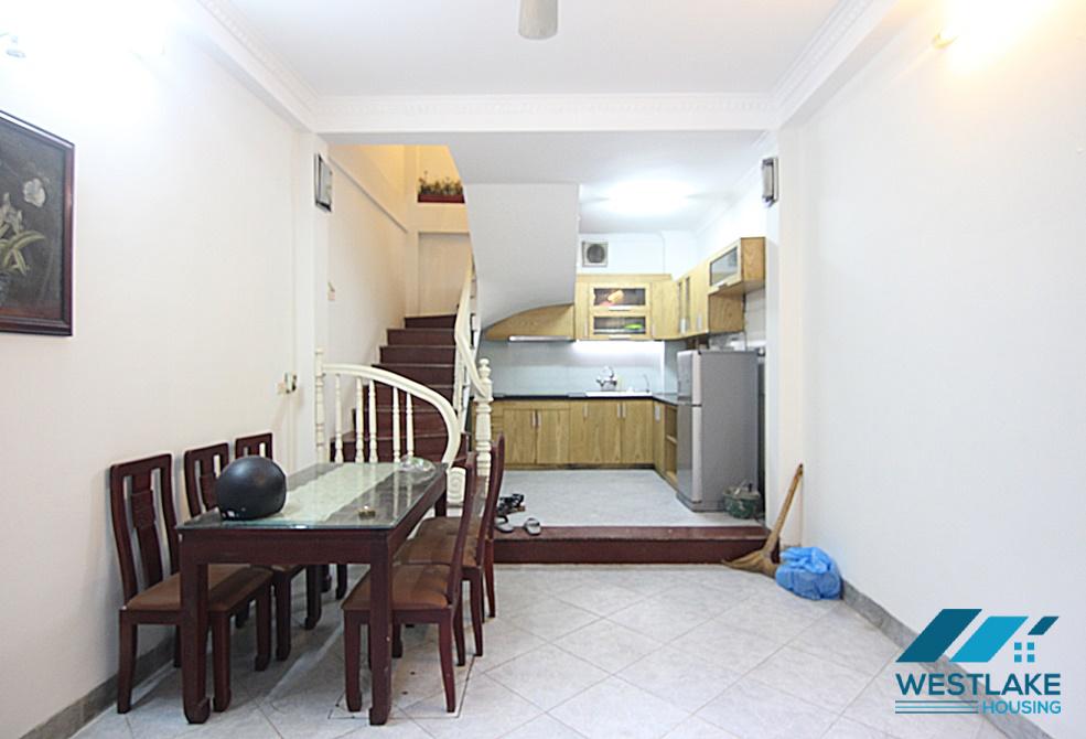 A cheap house for rent in Au co, Tay ho