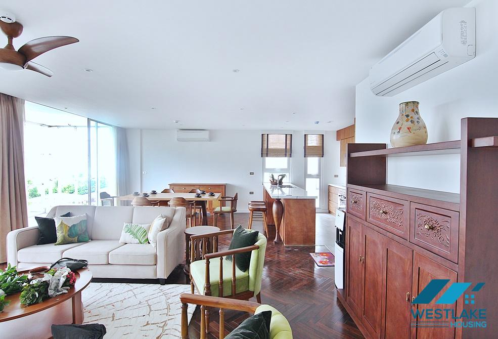 A luxury 4 bedroom apartment for rent in Tay Ho area