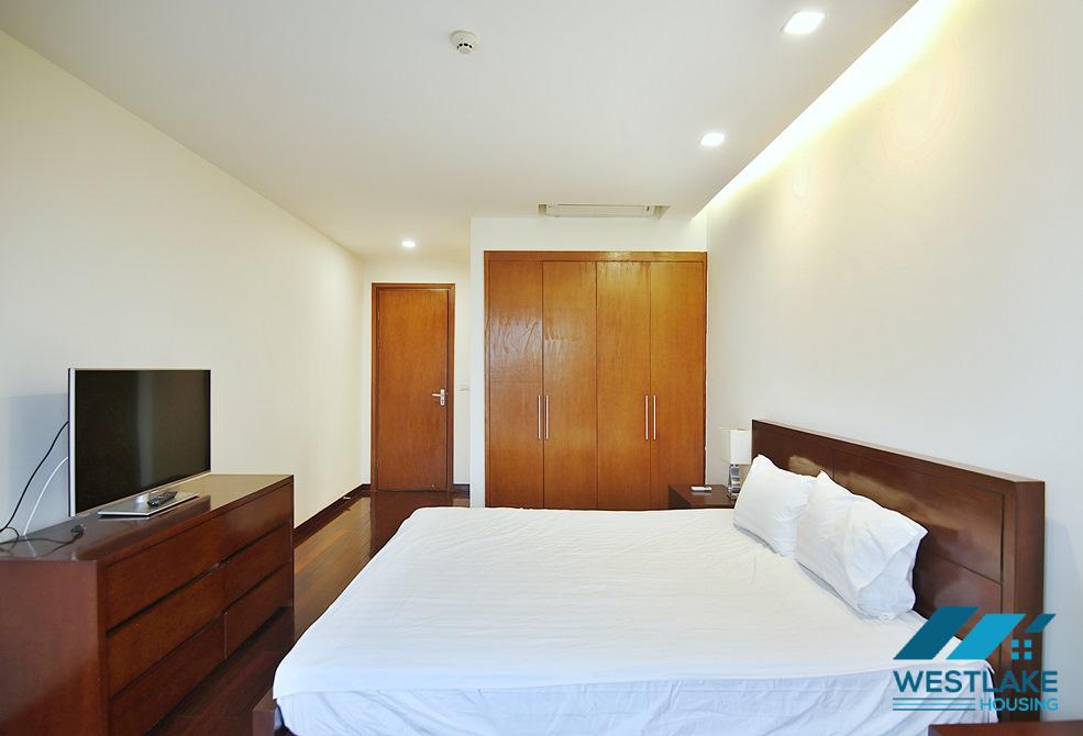 Cho Thuê Căn Hộ Duplex 2 + Phòng Ngủ View Hồ Xuân Diệu, Tây Hồ