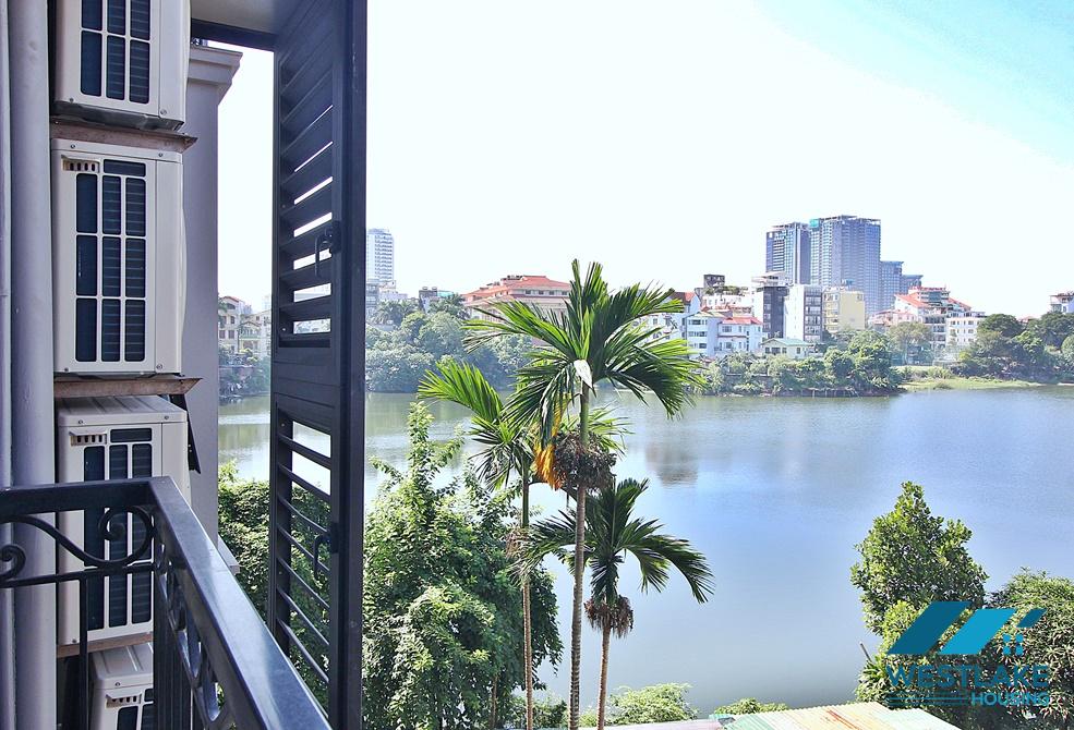 A lake view and bright 2 bedroom apartment in Au co, Tay ho