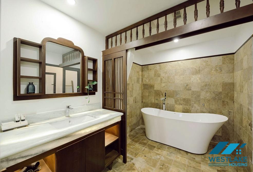 A beautiful 2 bedroom apartment for rent in Lieu Giai st , Ba Dinh district.