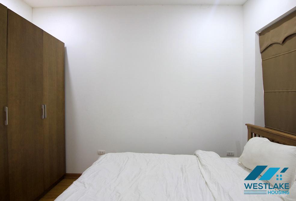 Apartment in Nghi Tam street, Tay Ho, Hanoi for rent.