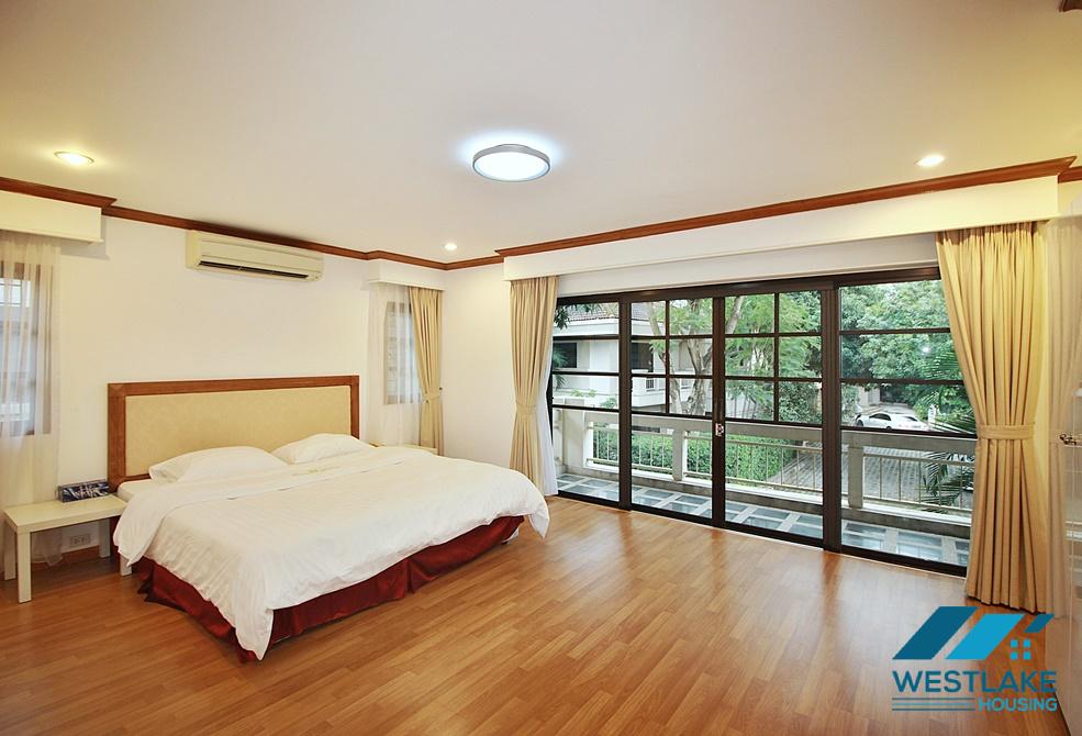 Serviced villa rental in Oriental Palace complex, Tay Ho, Hanoi