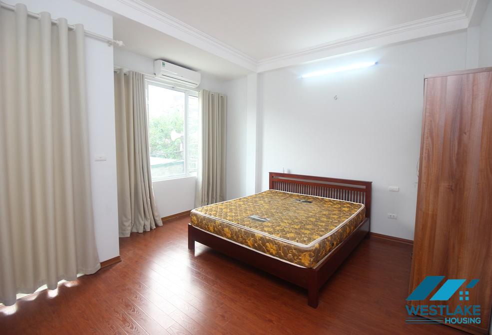 A good 4 bedroom house for rent in Au co street