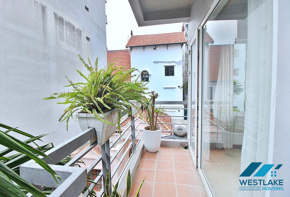 Lots of nature light 02 bedroom apartment for rent in Tay Ho, Hanoi