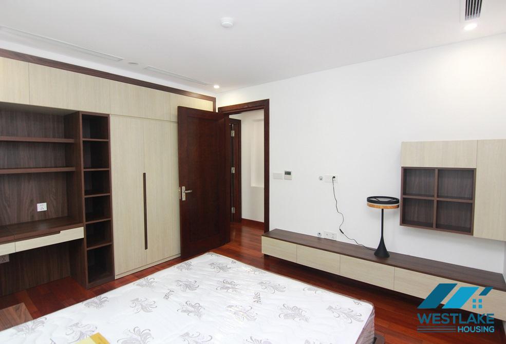 High floor, fully funished 02 bedrooms serviced apartment for rent in Tay Ho District, Hanoi