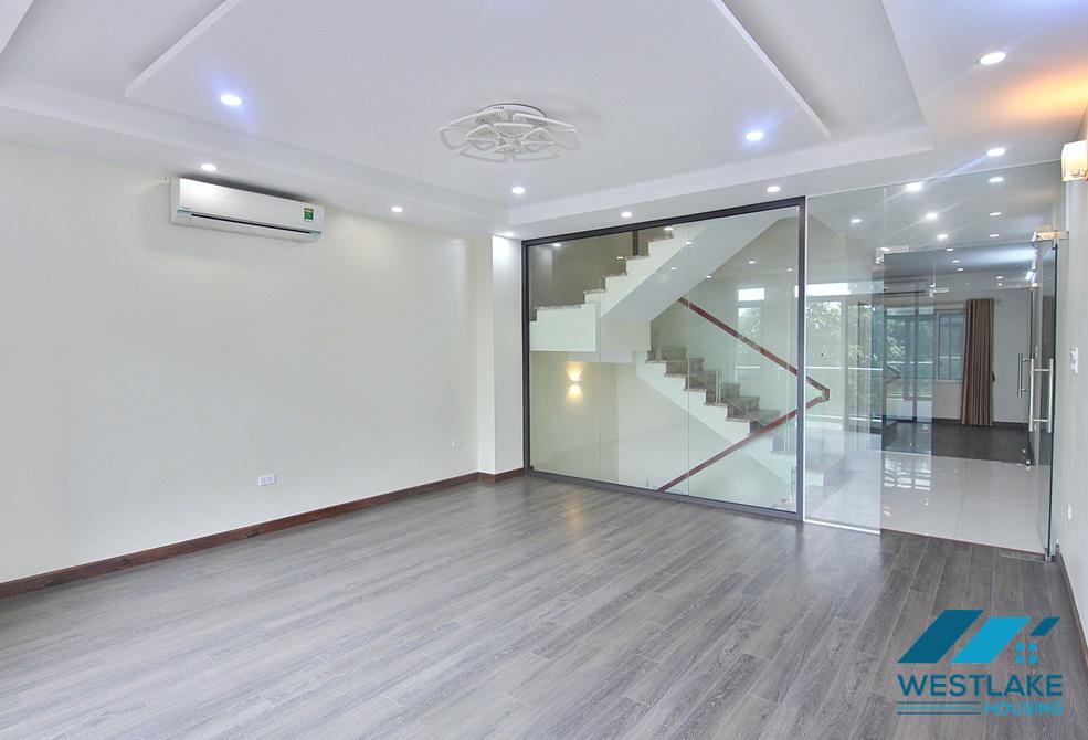 Newly built 4 bedroom house for rent in Tay Ho, Hanoi