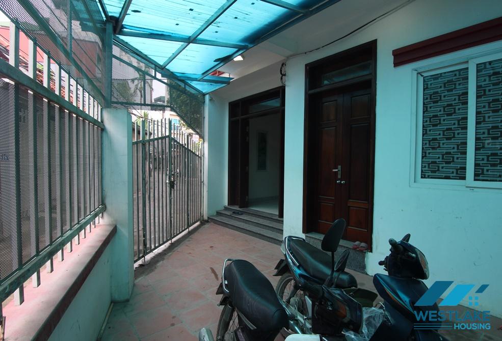 A nice and affordable 5 bedroom house for rent in Au co, Tay ho