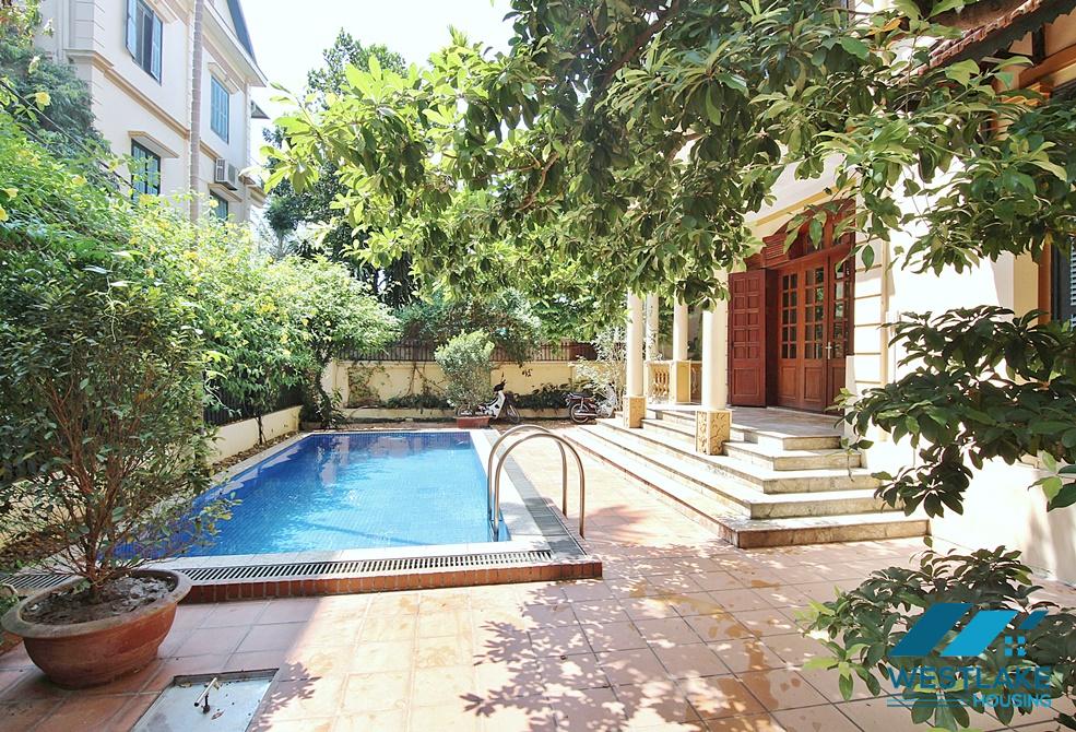 A beautiful secluded villa for rent in Tay Ho with swimming pool and garden