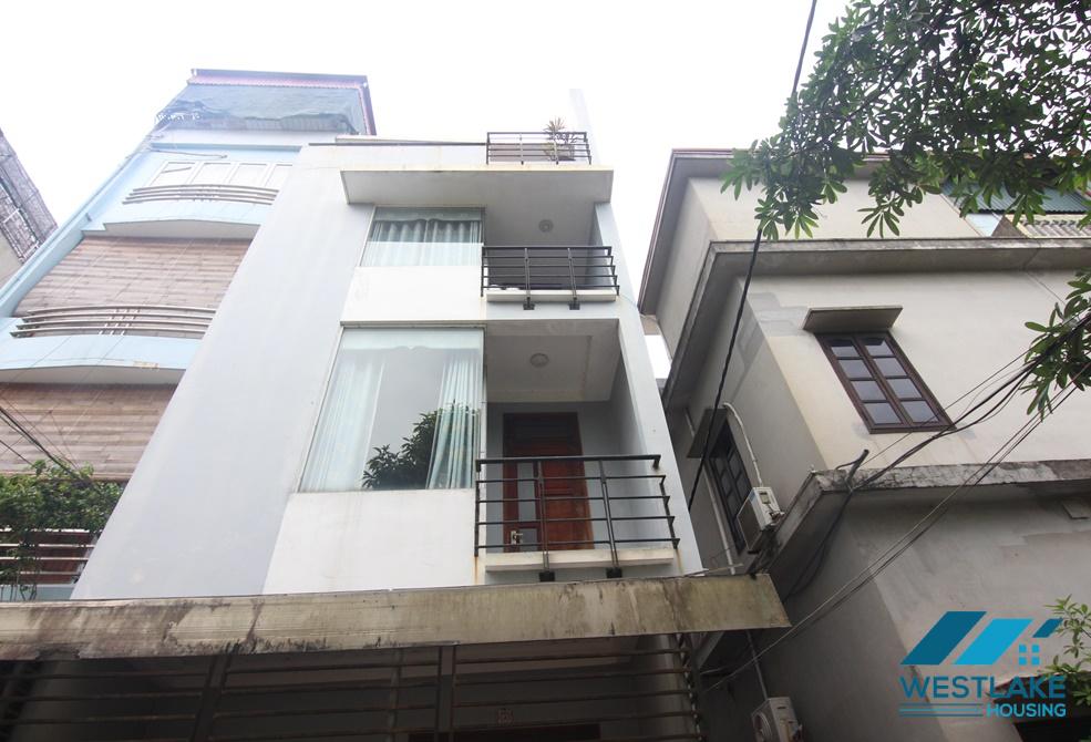 A cheap 3 bedrooms house for rent in Au co, Tay ho