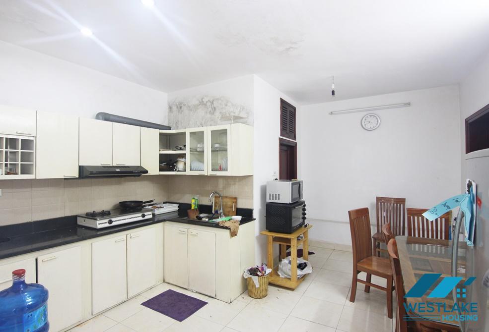 A cheap 3 bedrooms house for rent in Au co, Tay ho