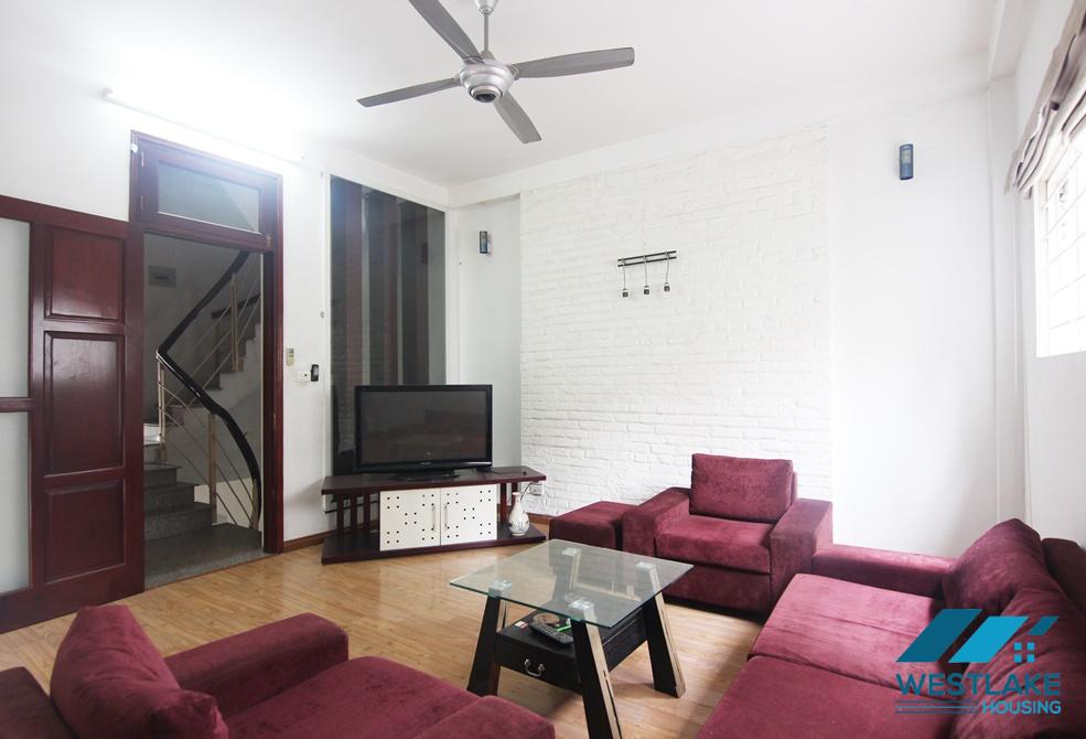 A cheap 3 bedrooms house for rent in Au co, Tay ho