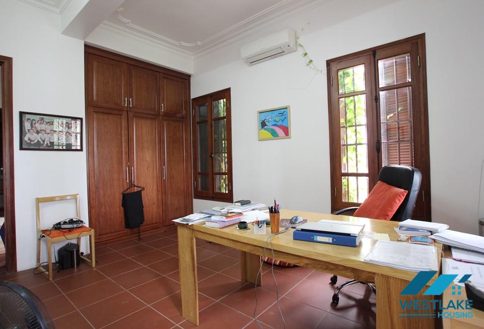 Large garden house  for rent on Au Co street, Tay Ho, Hanoi