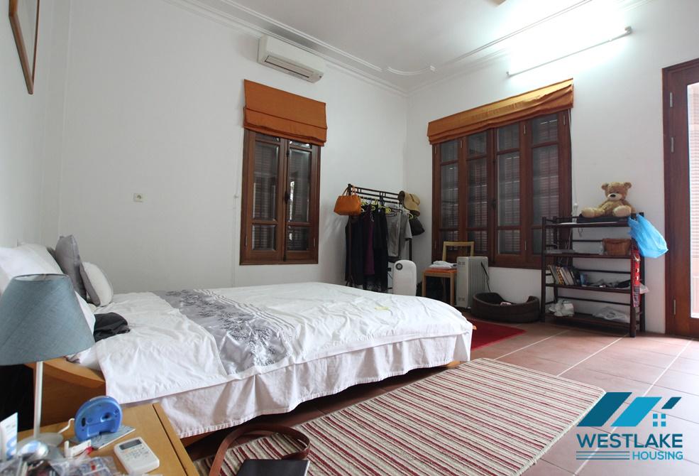 Large garden house  for rent on Au Co street, Tay Ho, Hanoi