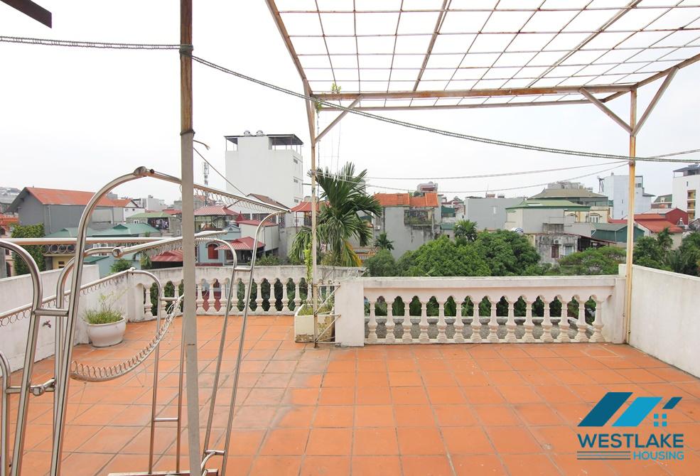 Green house for rent in Tay Ho, Ha Noi