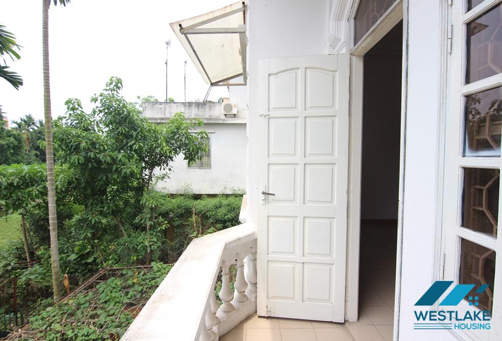 Green house for rent in Tay Ho, Ha Noi