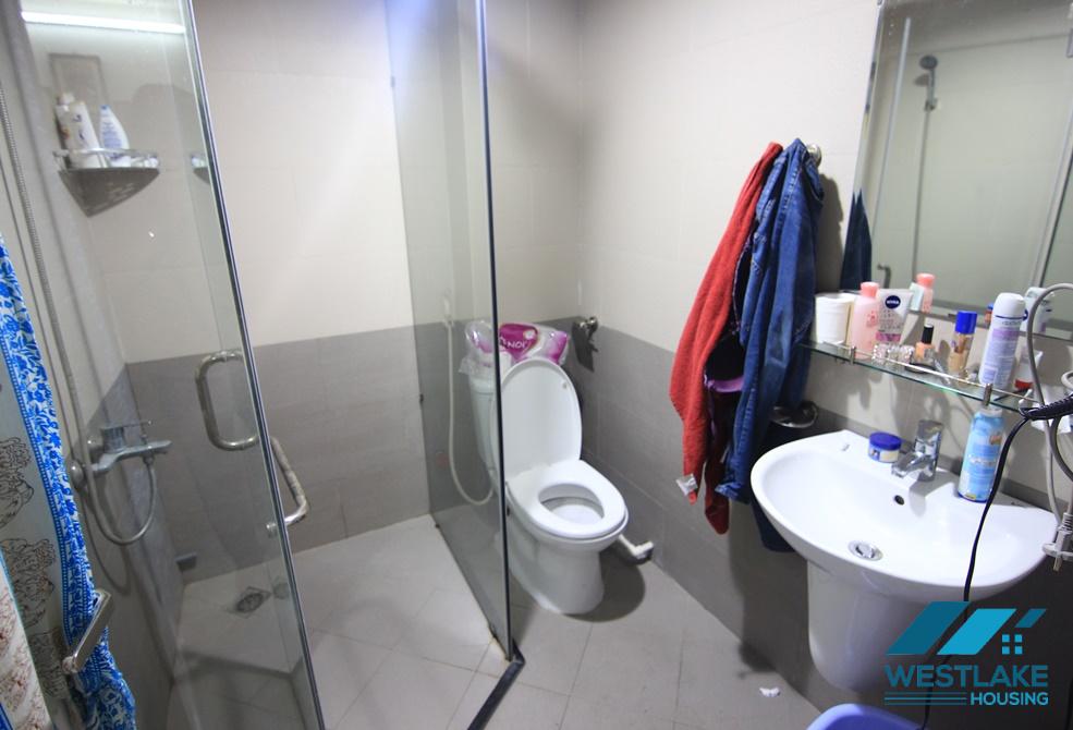 Cheap price 02 bedrooms apartment for rent in Au co st, Tay Ho area