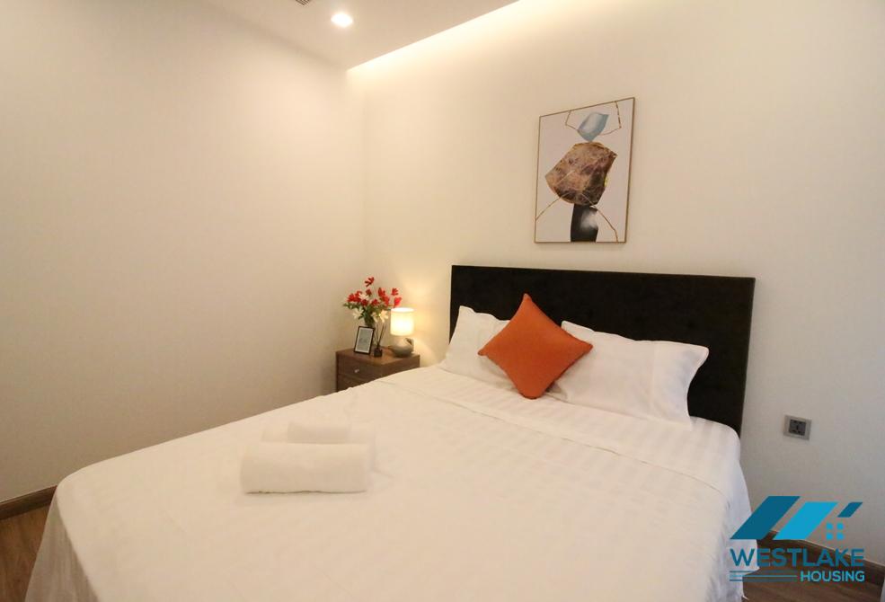 Well-designed 02-bedroom apartment for rent in Vinhomes Metropolis, Ba Dinh, Hanoi