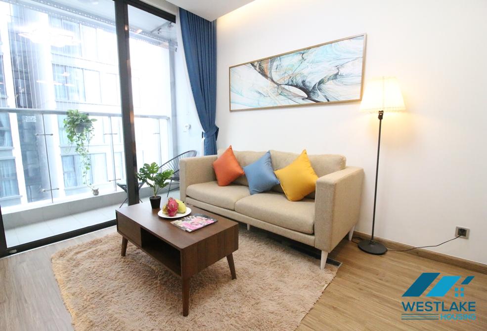 Well-designed 02-bedroom apartment for rent in Vinhomes Metropolis, Ba Dinh, Hanoi