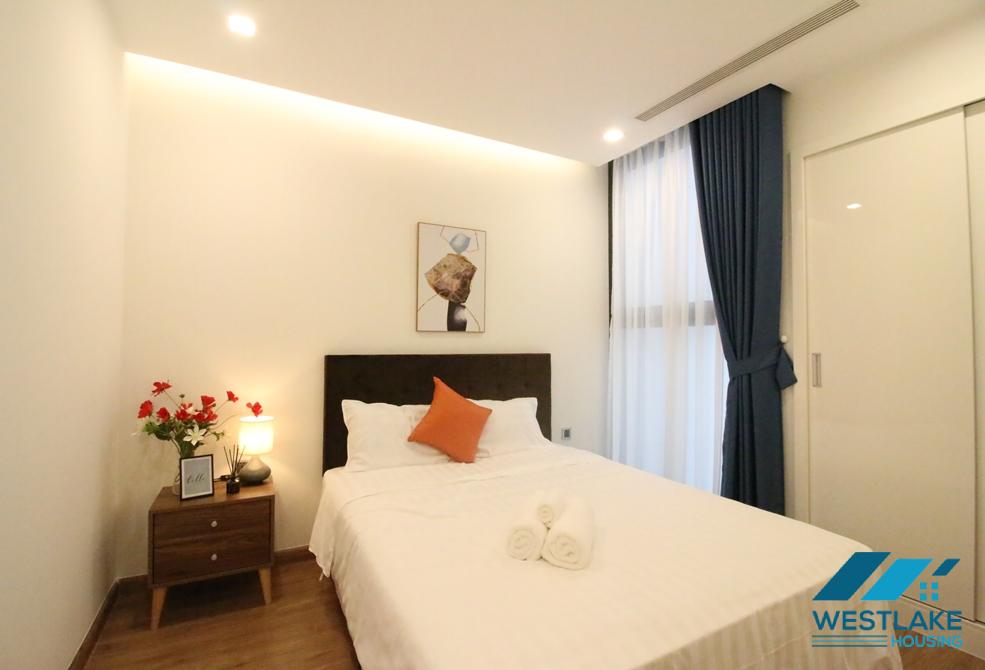 Well-designed 02-bedroom apartment for rent in Vinhomes Metropolis, Ba Dinh, Hanoi