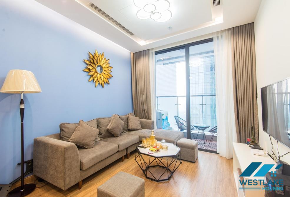 Spacious 01 bedroom apartment for rent in Vinhomes Metropolis Lieu Giai, Ba Dinh, Hanoi