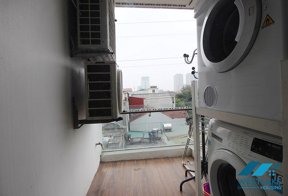 Nice big studio apartment for rent in Au Co st, Tay Ho district