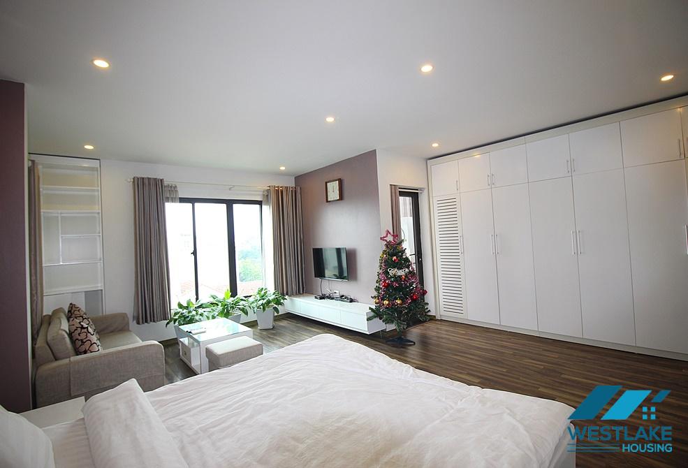 Nice big studio apartment for rent in Au Co st, Tay Ho district