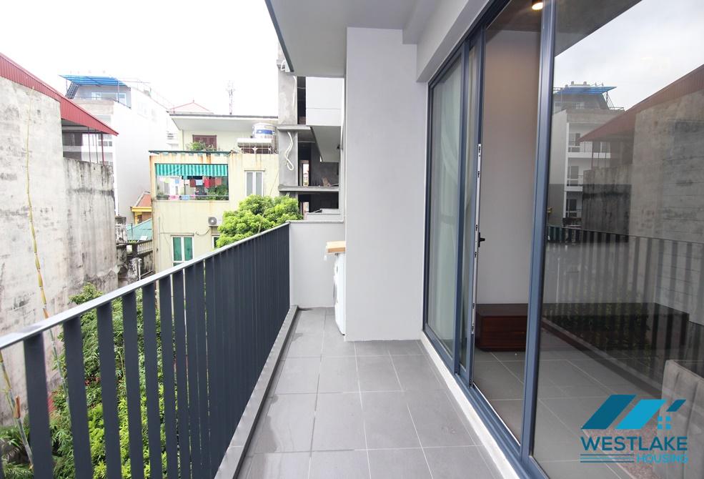 Modern and clean one bedroom apartment for rent on Tu Hoa Street, Tay Ho District, Hanoi