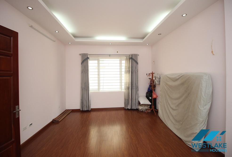 A nice house for rent in Au co, Tay Ho, Ha Noi