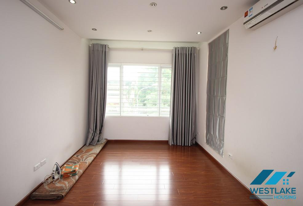 A nice house for rent in Au co, Tay Ho, Ha Noi