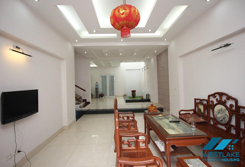 A nice house for rent in Au co, Tay Ho, Ha Noi