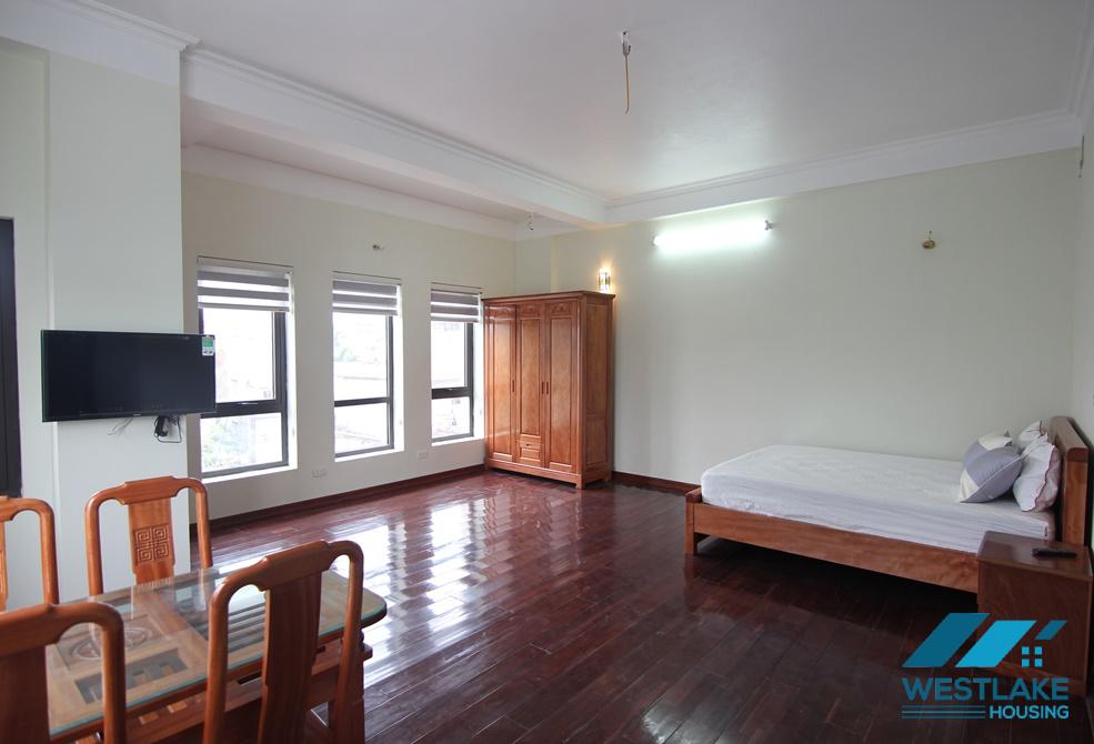 A bright and spacious studio for rent in Au co, Tay ho