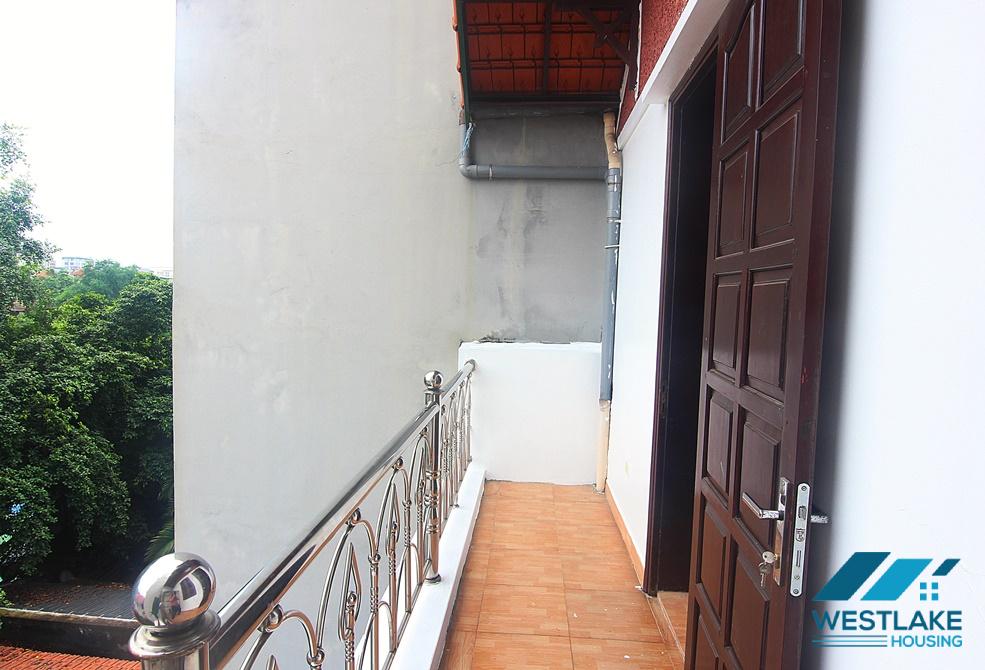 A good house for rent on Dang Thai Mai street, Tay Ho District